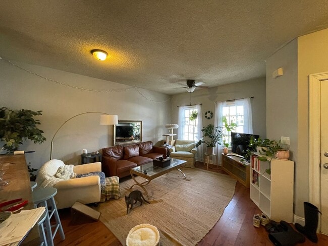 Photo - 183 Smith St Unit A