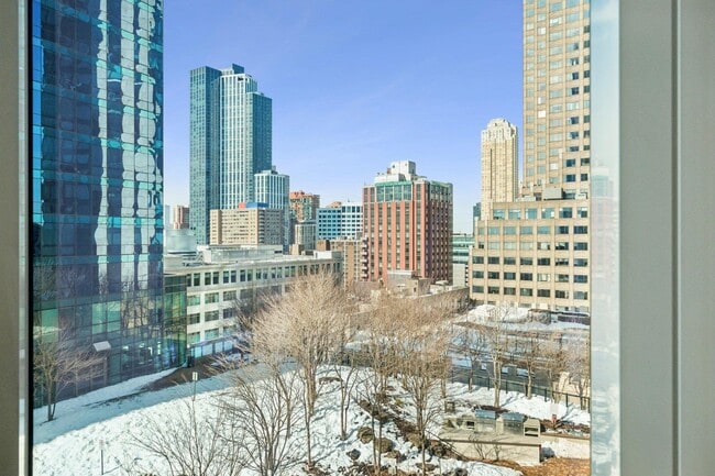 Building Photo - 77 Hudson St Unit 1512