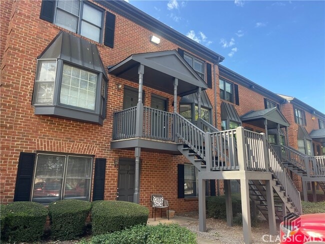 Photo - 550 Dearing St Townhome