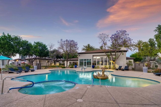 Verano Townhomes apartments — community photo