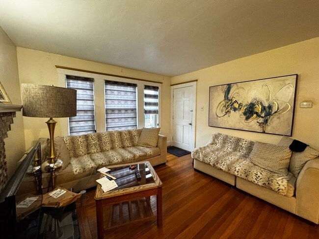 Photo - 42 Florence St Unit 1