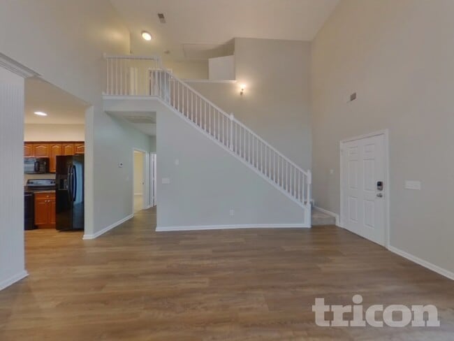 Photo - 1444 Bern Dr