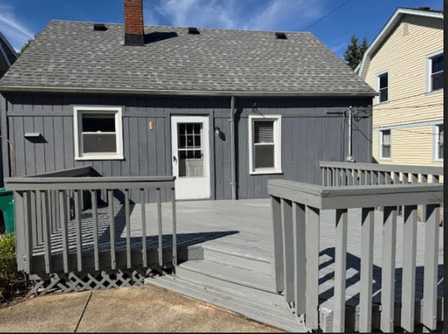 Photo - Single Family Home 3 beds 2 bath Available Now!