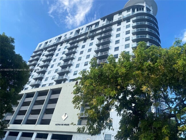 Building Photo - 1 Glen Royal Pkwy Unit 1411 Rental