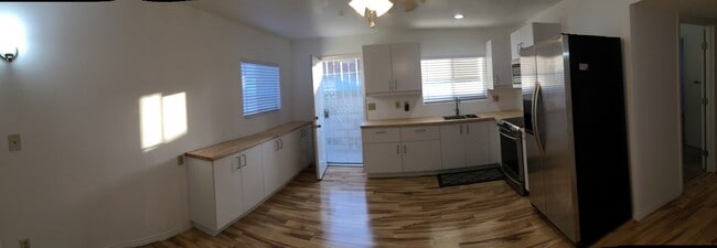 Building Photo - 2721 Galindo Ave