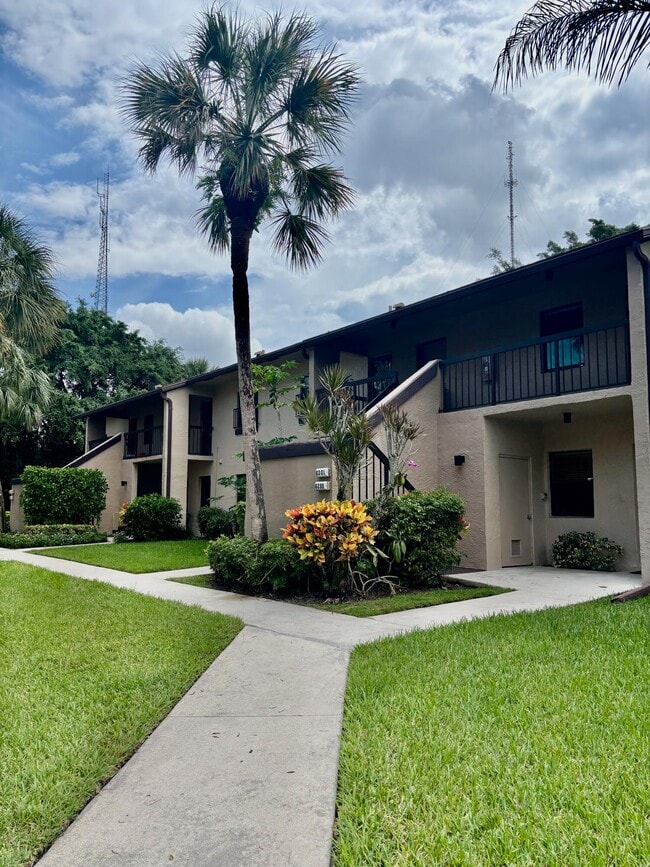 Building Photo - 8299 Boca Glades Blvd E Rental