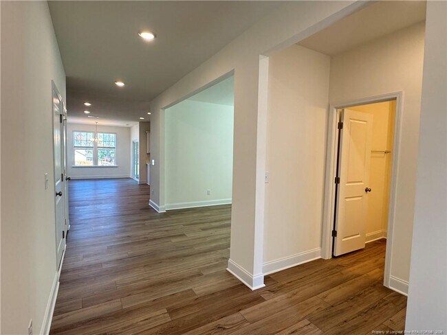 Photo - 282 Creekhaven Dr