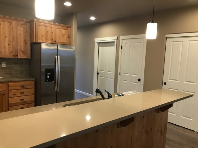 Photo - Single Level Home 3 Bedroom / 2 Bathroom in NW Redmond Oregon - PENDING APPLICATION