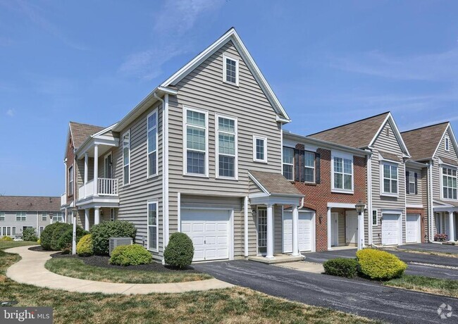 Building Photo - 705 Stag Ct Rental
