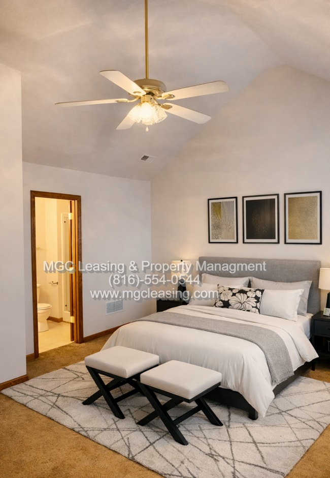 Photo - Spacious Raymore Townhome in Great Location!