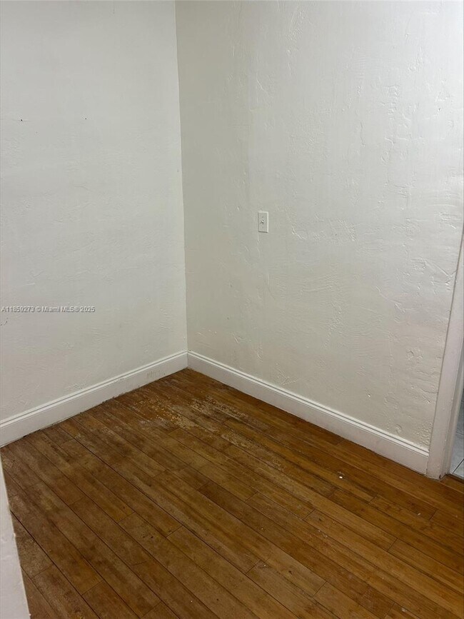 Photo - 2175 NE 170th St Unidad 202