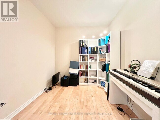 Photo - 160 Guelph Private Unité 101