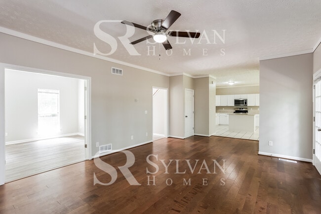 Photo - Spacious 4 bedroom colonial available now!