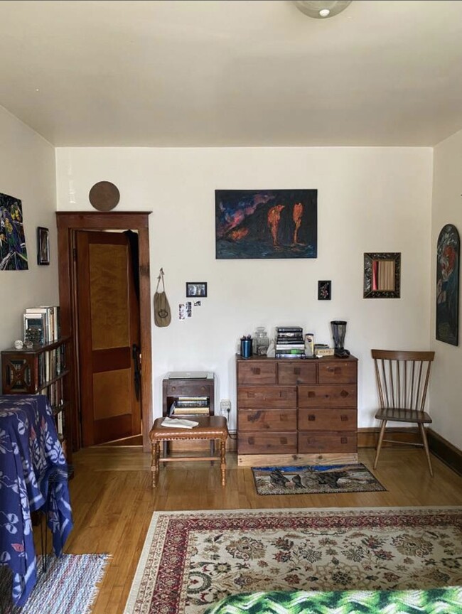 Photo - 1804 N Astor St Townhome