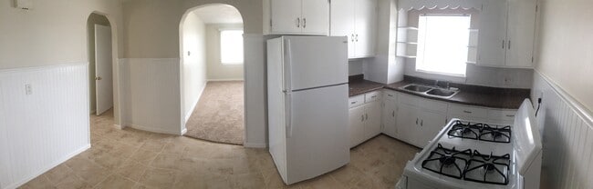 Photo - 74 Lyndale Ave Unit Apartment #1 lower