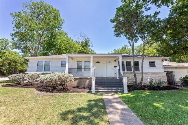 Photo - 4805 Evans Ave