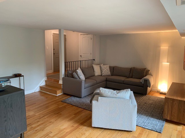 Photo - 10853 Amherst Ave Unidad 202