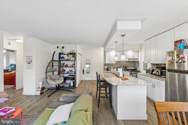 Photo - 2101 Chestnut St