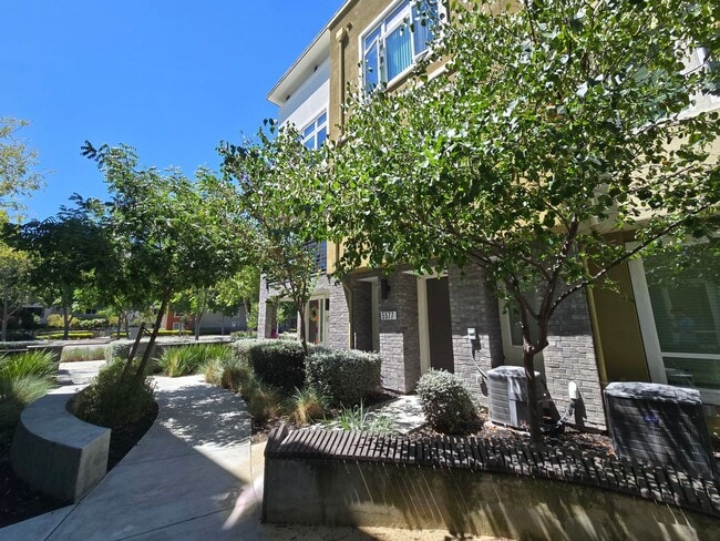 Photo - Beautiful 2 Bedroom 2 Bath Townhome in Dublin