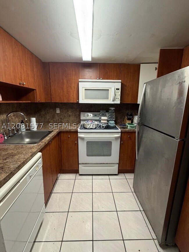 12229 SW 16th Terrace