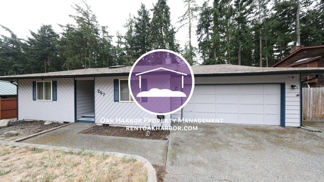 Building Photo - 3 Bed 2 Bath - Large Deck - Per Friendly -... Rental