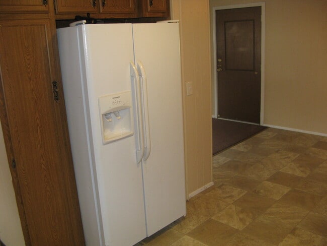 Photo - 5743 Sullivan Trail