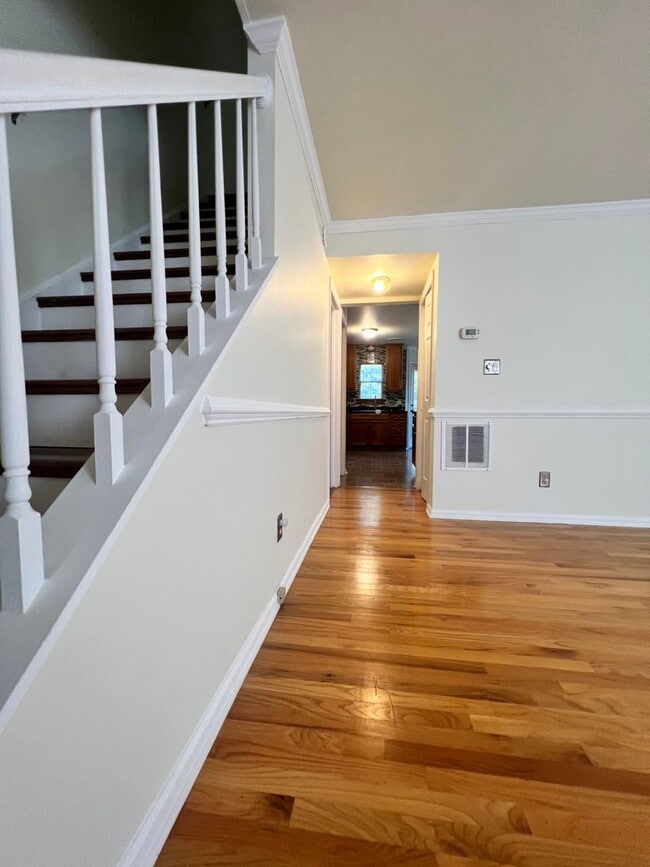 4622 Briarwood Dr