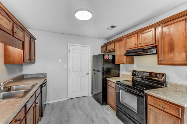 Photo - 106 Cove Landing