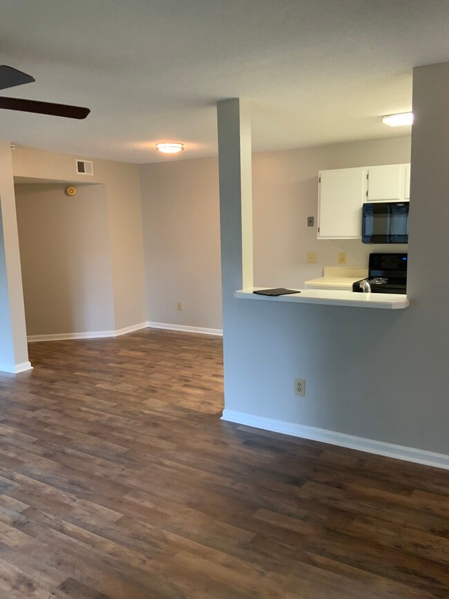 Photo - 711 Coventry Ln Unit A4 Condo