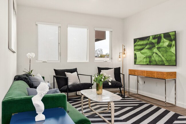 Photo - 739 S Ogden Dr Unit ID1022658P