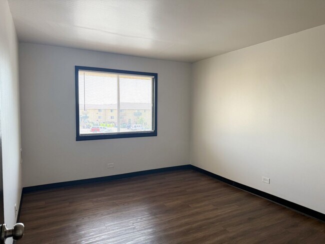 Tan Oak Apartments