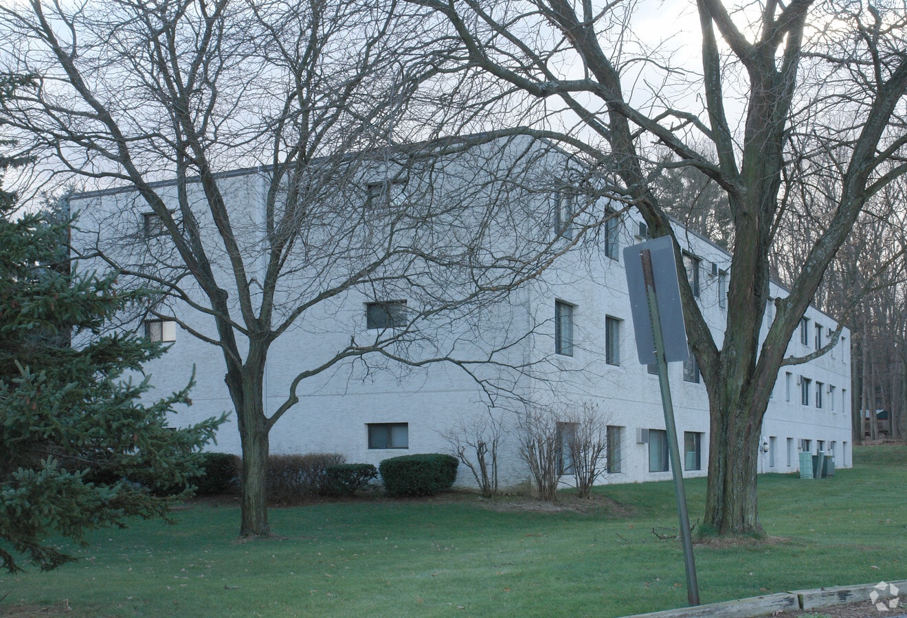 Photo - Governor's Gate