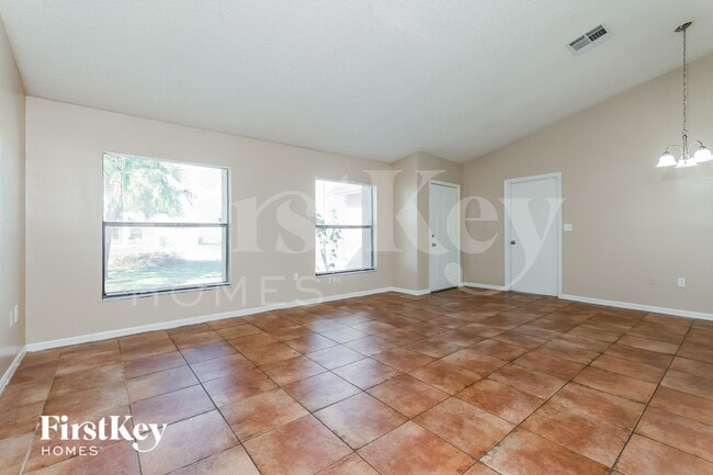 Photo - 708 Dromedary Dr