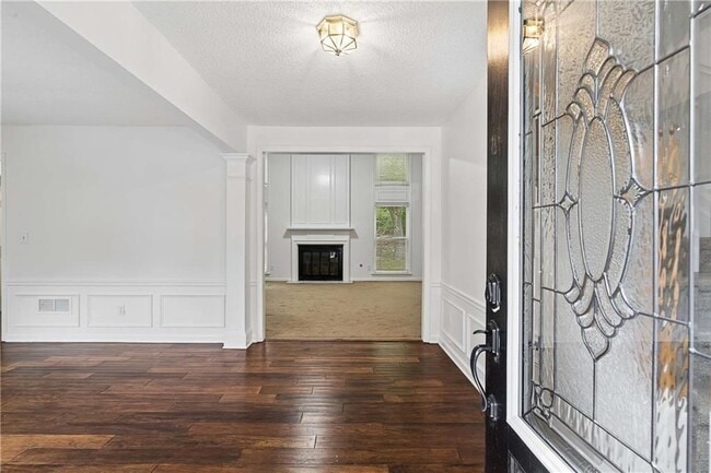 Photo - 6285 Barwick Ln