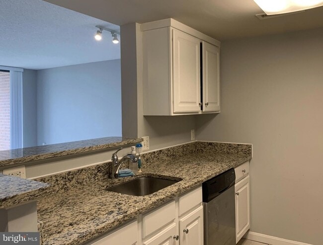 Photo - 11710 Old Georgetown Rd Unit 1012