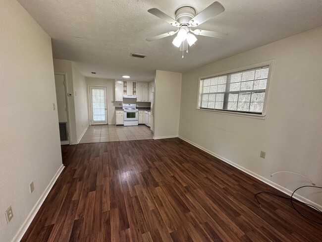 Photo - 4110 Brewster Rd