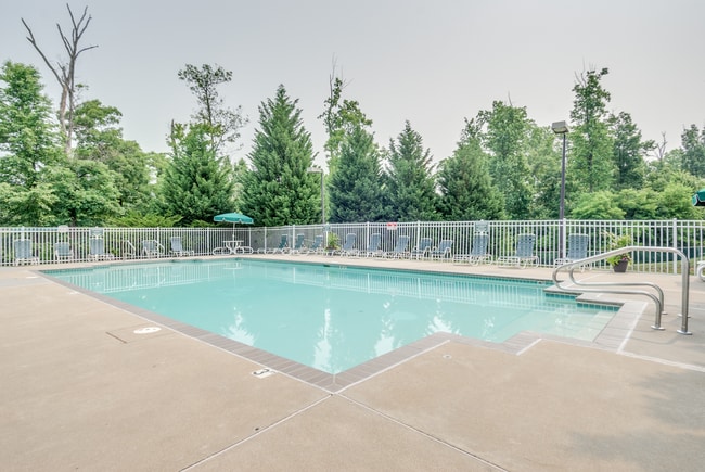 Crestview Apartments