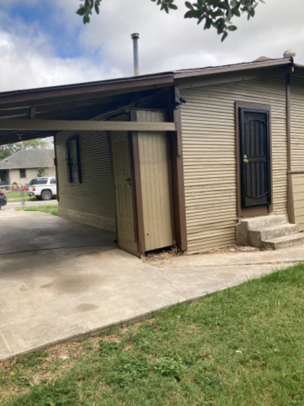 Photo - 430 Ferris Ave