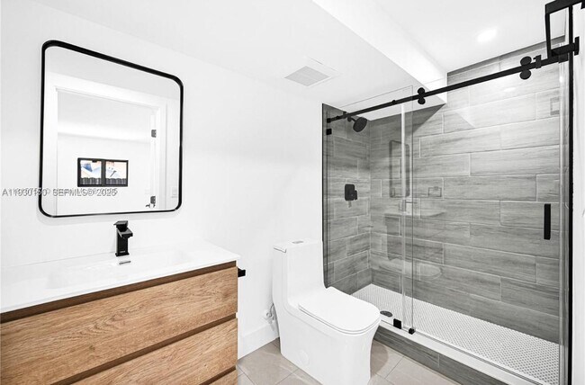 Photo - 1805 SW 4th St Unit #1