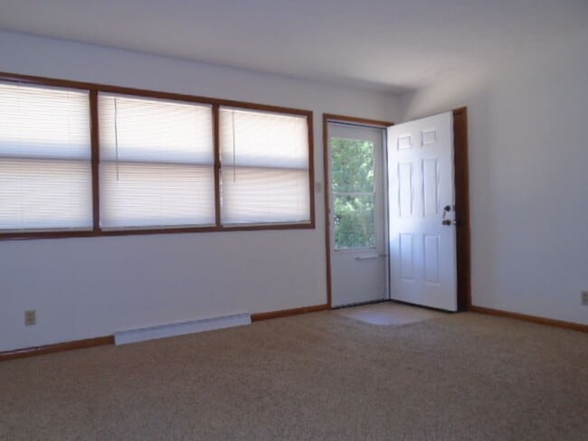 Photo - 1857 College Heights Rd Unidad 1