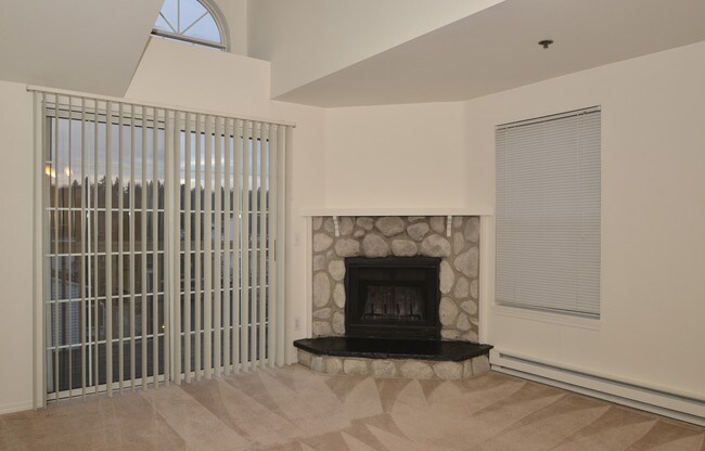 Newport Heights Apartments