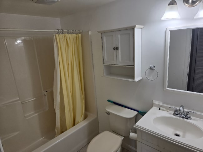 Photo - 40 N Main St Unidad 40B