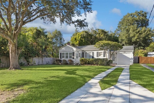 Photo - 1815 E Central Blvd