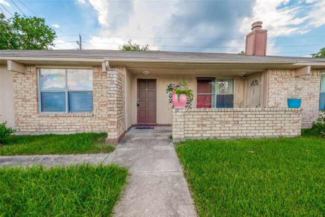 Photo - 3906 Quiet Pl Dr Casa