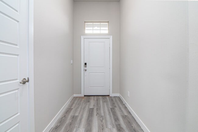 Photo - 6418 Liam St