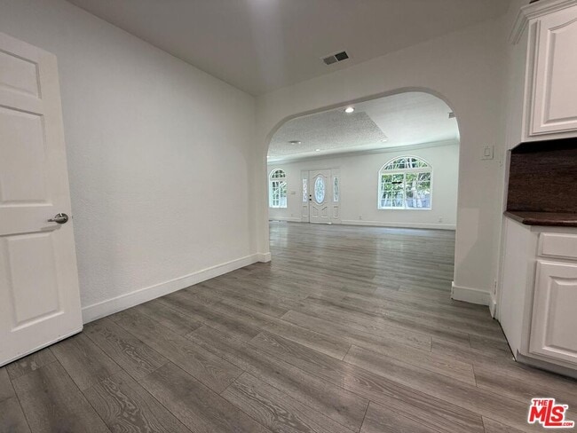 Photo - 6742 Radford Ave