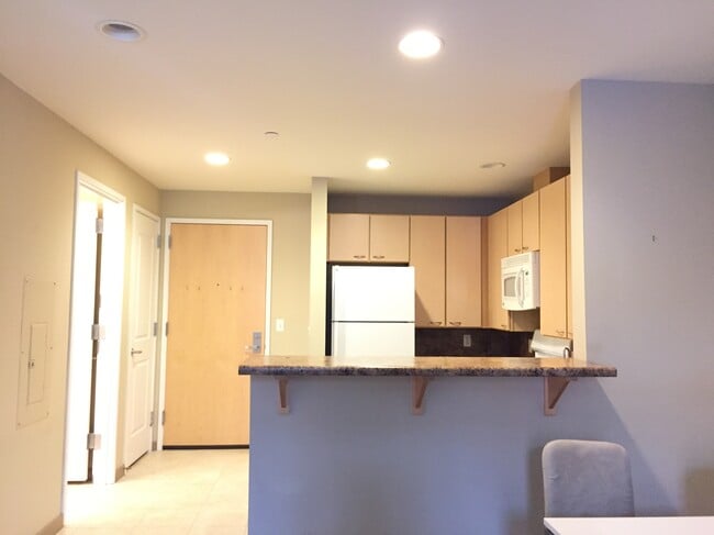 Building Photo - 111 N 9th St Unit 203 Rental
