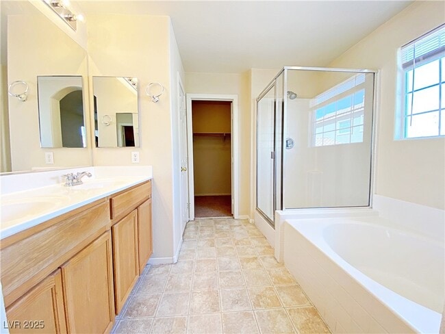 Photo - 4074 Sparrow Rock St