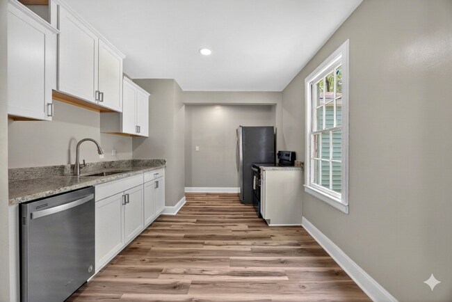 Photo - Renovated & Move-In Ready Ranch in Rosewood!