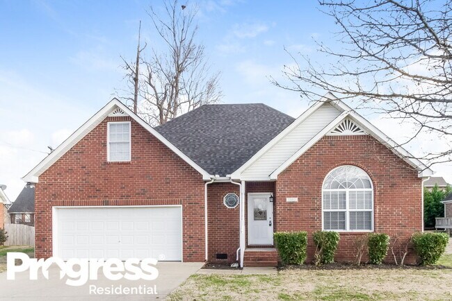 Photo - 1502 Huddersfield Dr House